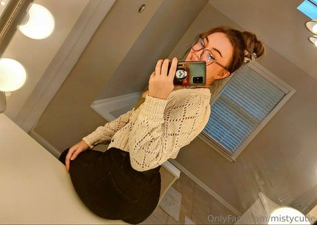 MistyCutie pretty actress pictures