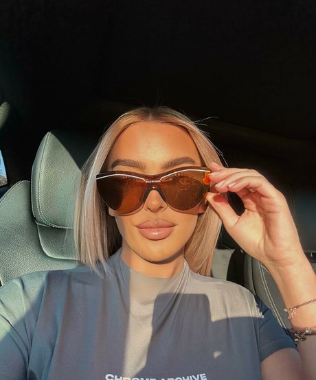 Danielle Tilly Wright nudes actress archive