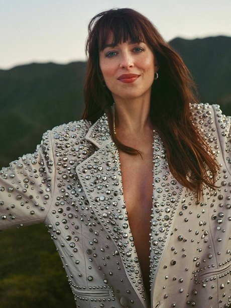 Dakota Johnson star top galleries