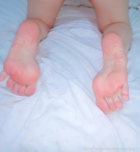 Feetvampire model nudes pics