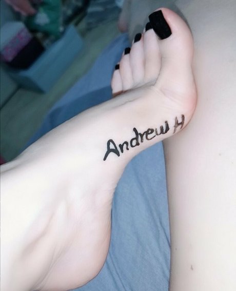 Feetvampire hd model picture