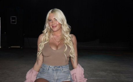 andi111 hd actress pictures