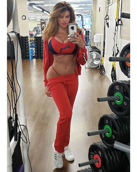 Dana Hamm exclusive model img