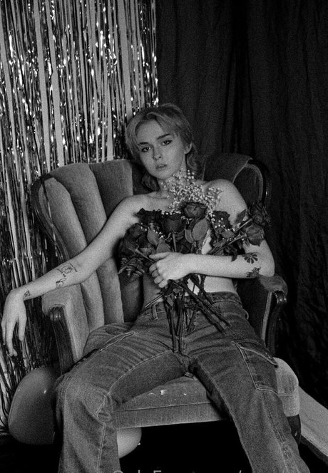 mar lotov hd actress picture