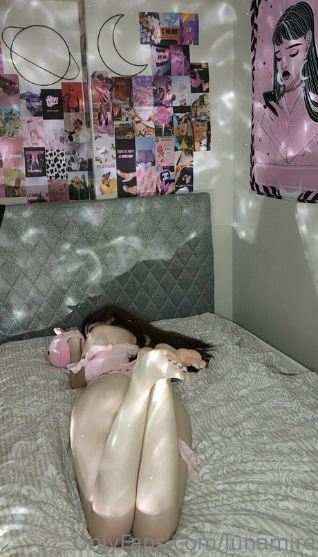 lunamire pornographic star pics