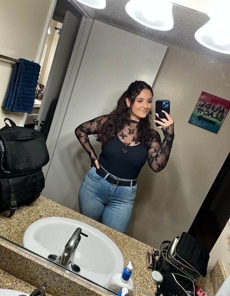 morgangallocomedy hot actress photos