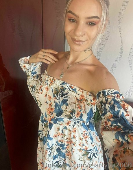 martyna2000 free actress gallery