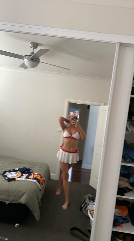 Abbyxoxo naked actress gallery