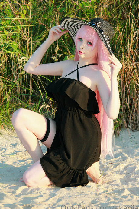 akariia top star photos