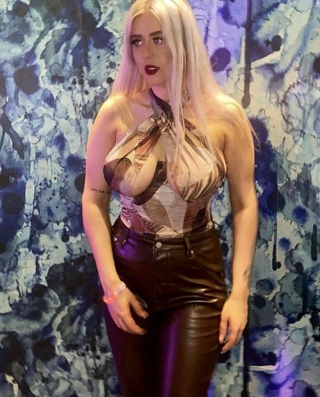 Emma C pretty star pics