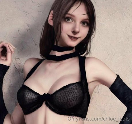 Chloe Leafs model sexy photos