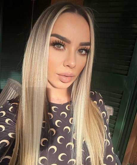 valeriamoxx star sexy archive