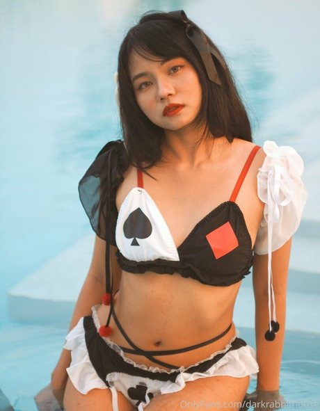 Darkrabbithouse star hot images