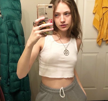 Savannahnrmn star art photos