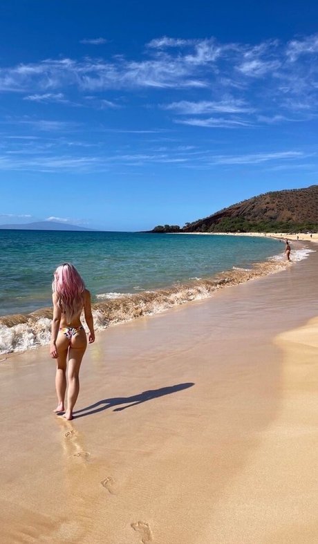 Jessu model nude pics