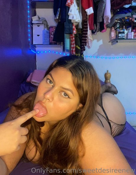 sweetdesireenew star nice pics