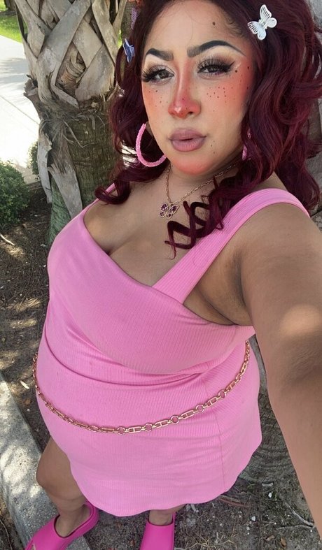 dairyqueen94 high quality model photo