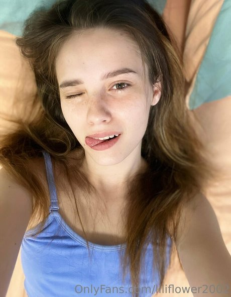 liliflower2002 high quality pornstar image