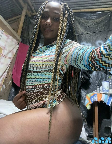 veronicaoficial1 nudes model picture