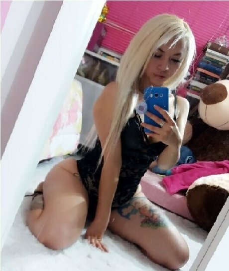 ms elenna pornstar adult pics