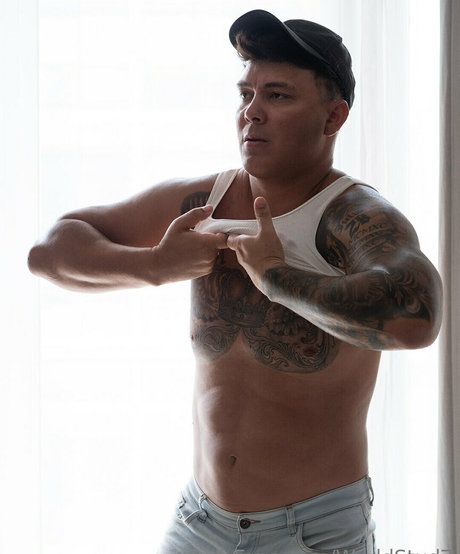 worldstudz star nude galleries