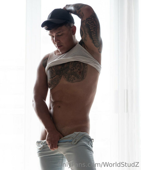 worldstudz nice model pic