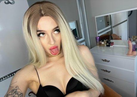 maleficenta69 high quality actress image