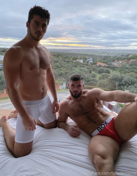 folledemente perfect model picture