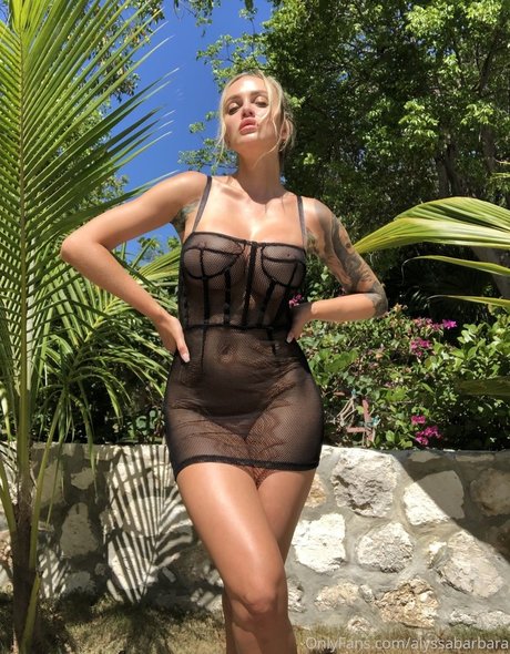 Alyssa Barbara xxx model image