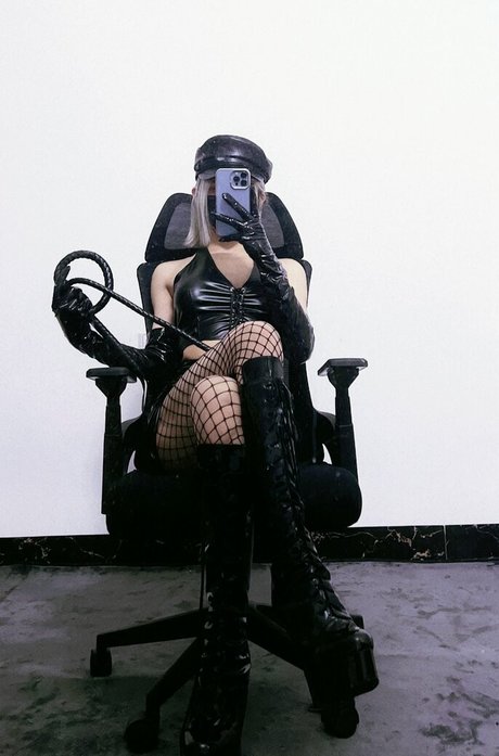 JioJio Cn model sexy gallery