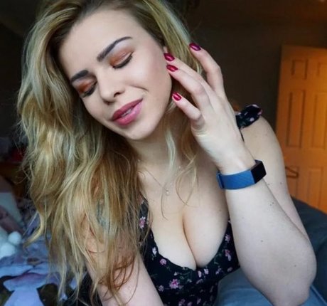 Scottish Murmurs ASMR pornstar erotic picture