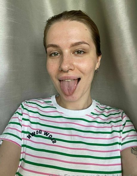 tati blonde erotic model photos