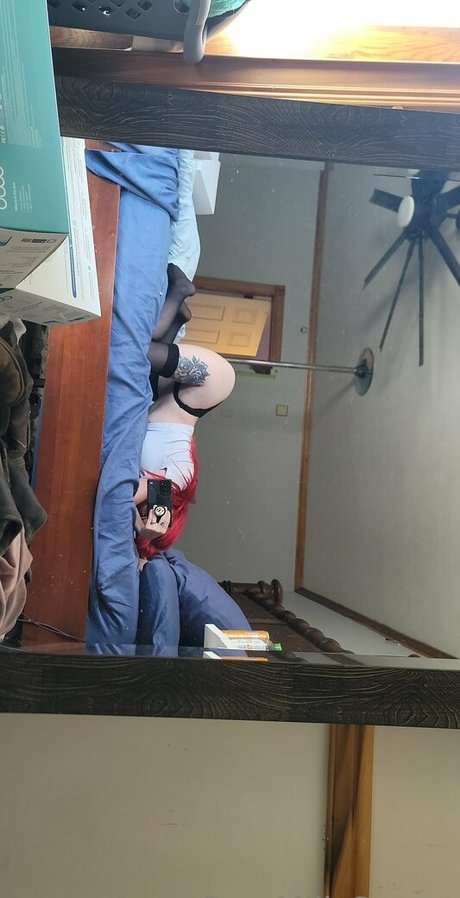 saramills631 hot model pics