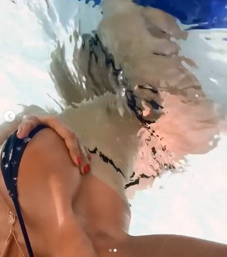 Mara Gomez high quality star pictures