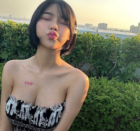 wmookies pornstar adult pic