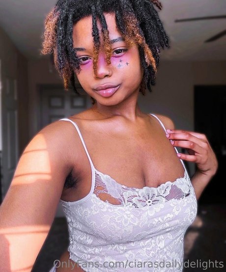 ciarasdailydelights xxx model pictures