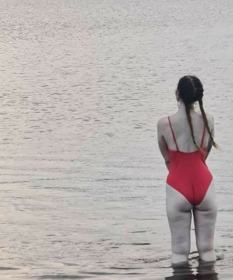 anastasia mcqueen erotic model img