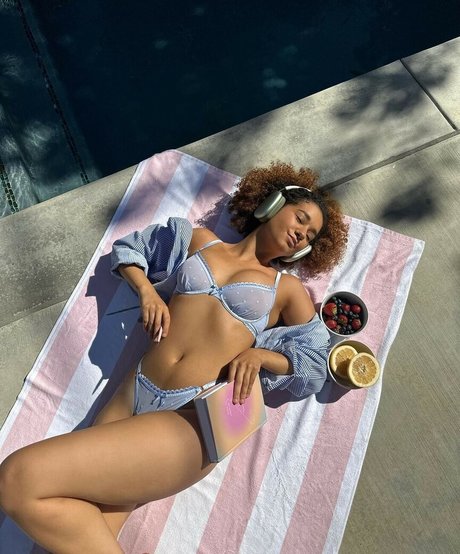 Lena Situations model porn pic