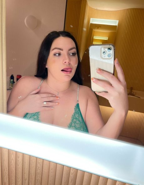 itskayls free actress photos