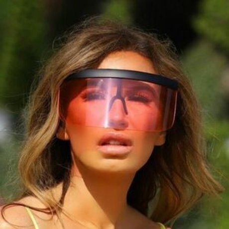 anabraga star naked image