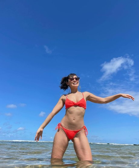 Ana Hikari beautiful star archive