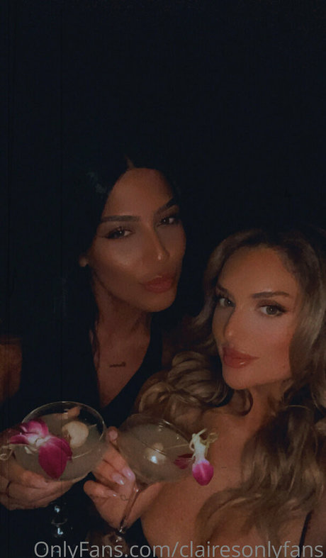 clairesonlyfans model nice pic