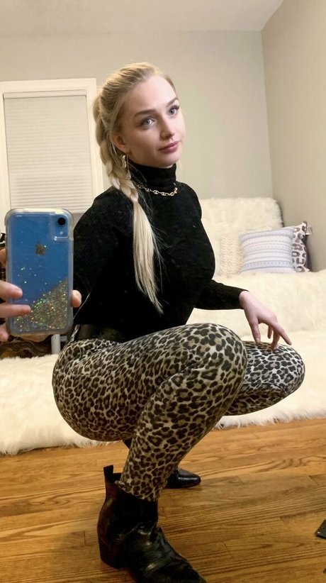 evie summers sex model pic