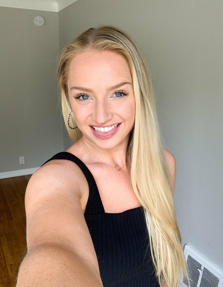 evie summers free model photo