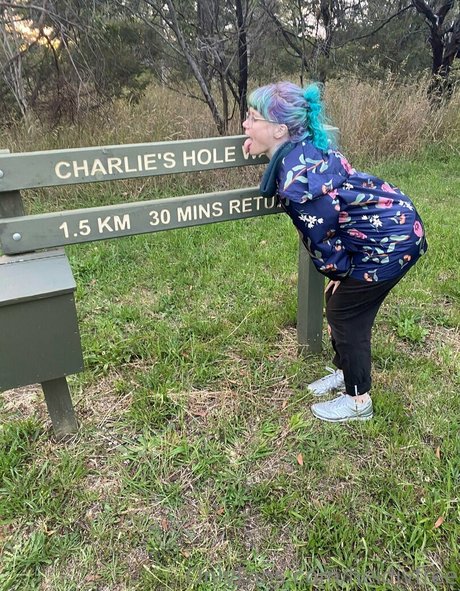 heidivfree xxx star photo