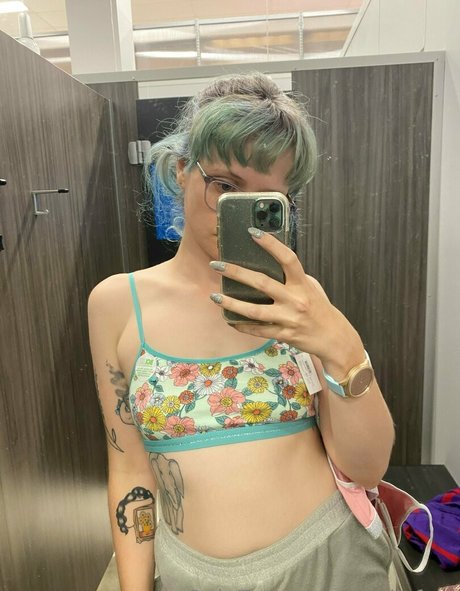 heidivfree erotic pornstar images