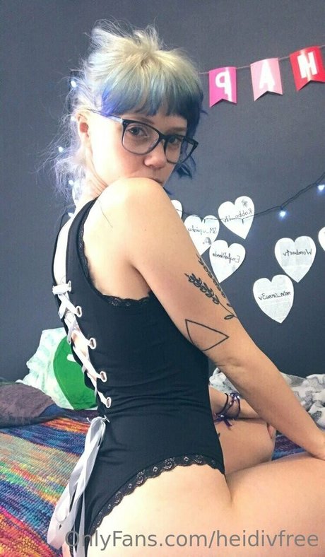 heidivfree star sexy pic