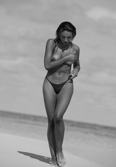 Natalie Roser art pornstar pictures