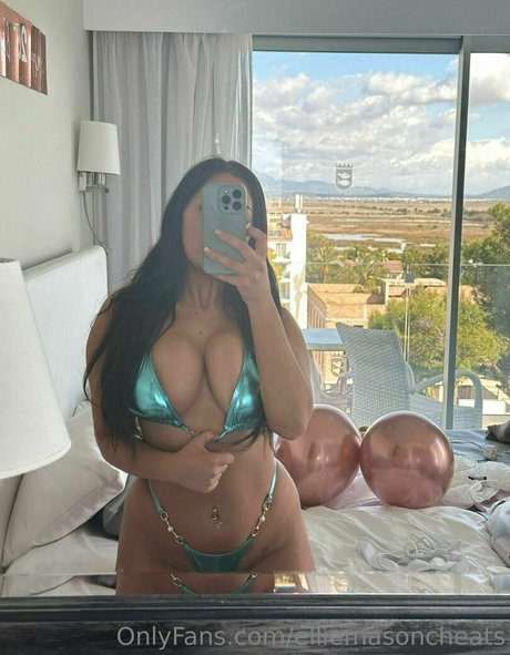 elliemasonxx sexy pornstar image