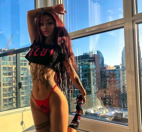 Princessbri sexy model picture